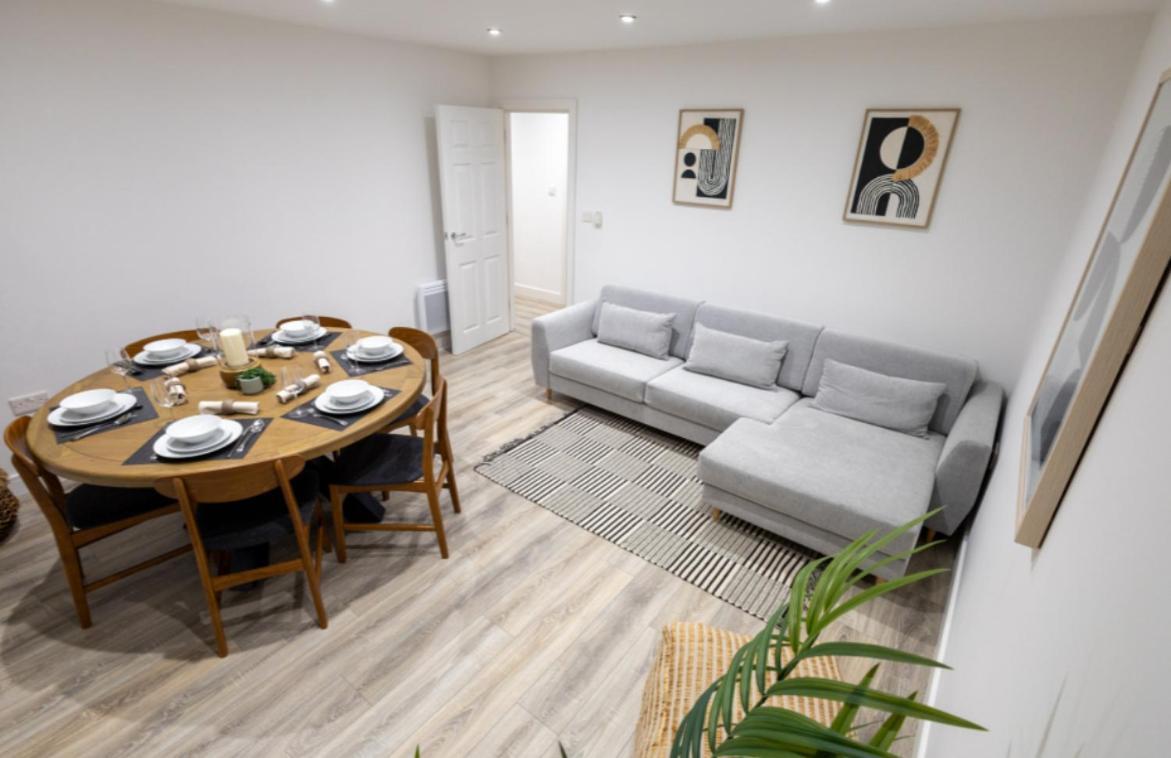 Stylist 2Bd Flat Watford Central Exterior photo